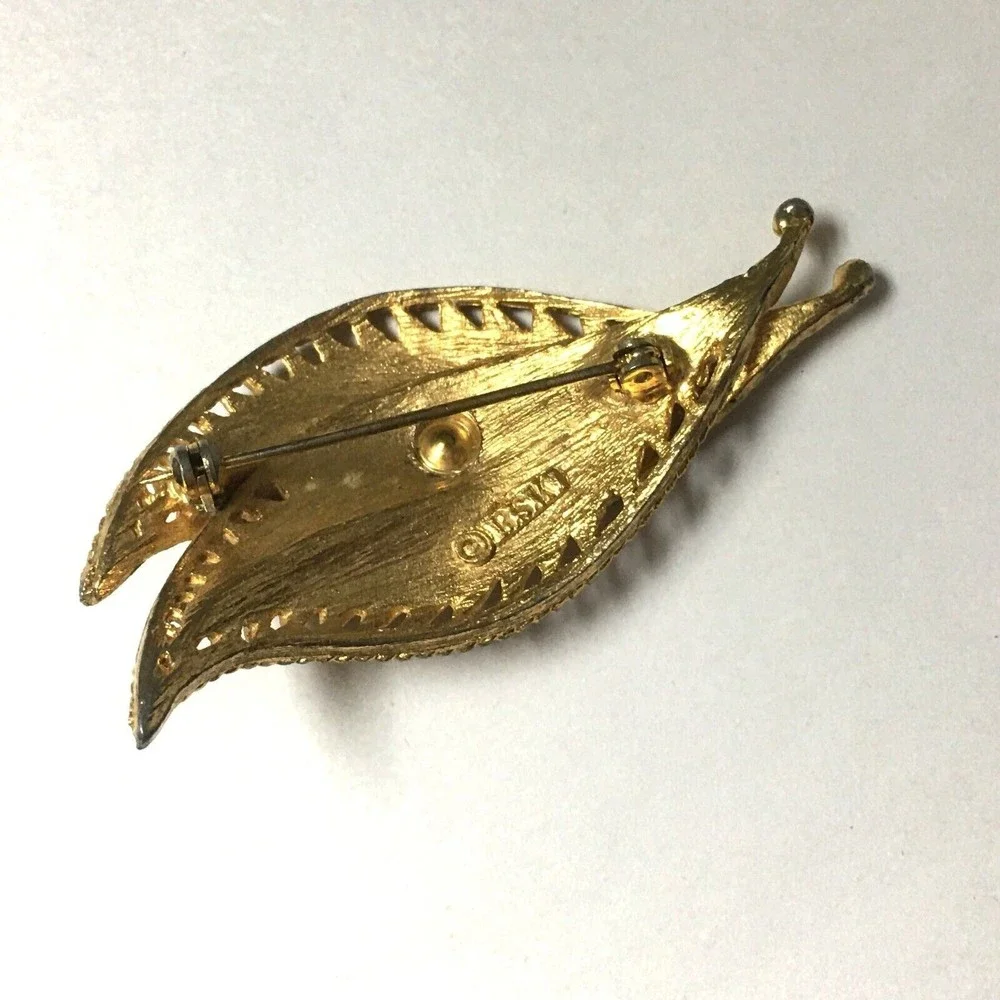 Vintage Leaf Brooch Signed Brushed Gold Tone Minimalist Classic Work Office